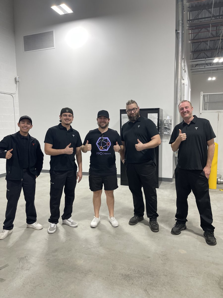 ScottScheper's tweet photo. Big things are happening @Tesla. #Build $XYO 🛠️👷🏻‍♂️🚀 https://t.co/vrSpcuG0PR