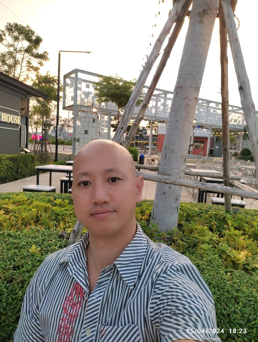 P_phonJoe's tweet image. อยากชมหลายๆ อิริยาบถ😁