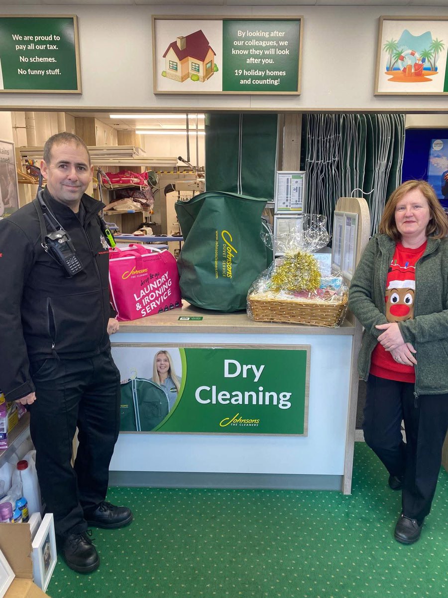 FirePerth's tweet image. 🎄✨ A massive THANK YOU to Johnson’s Drycleaners Perth    for their generous donation to our Christmas Gift Appeal! Your kindness will bring smiles to children and elderly in our community this festive season ❤️🎁 

#CommunitySupport #ThankYou #ChristmasAppeal