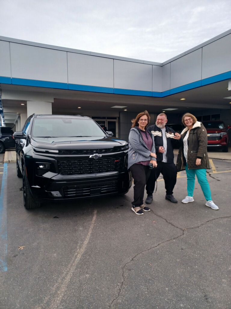 Congratulations, Jayedee Talbot! 🎉

Jayedee just upgraded to a stunning 2024 Chevy Traverse RS! 🚗 Thank you for trusting Destini Stone and Chad Majerek to help you find the perfect ride at Gates Chevy World.

Welcome to the Gates family! Enjoy your brand-new Traverse 🏁