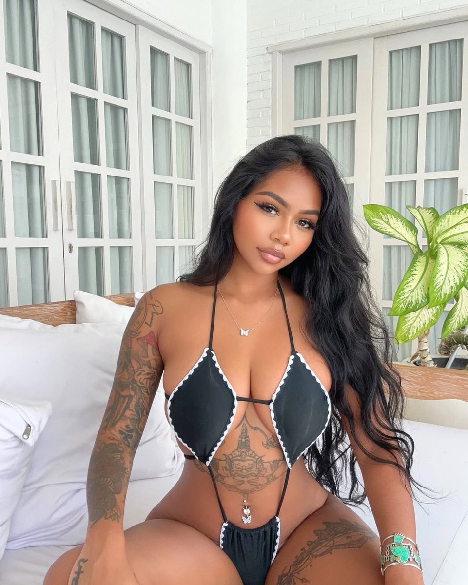 don’t let the innocent act fool you 😈