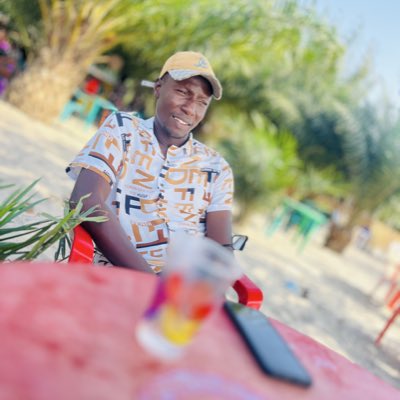 HyacintheBongo1's tweet photo. #NouvellePhotoDeProfil https://t.co/BBc2ZT6MAg