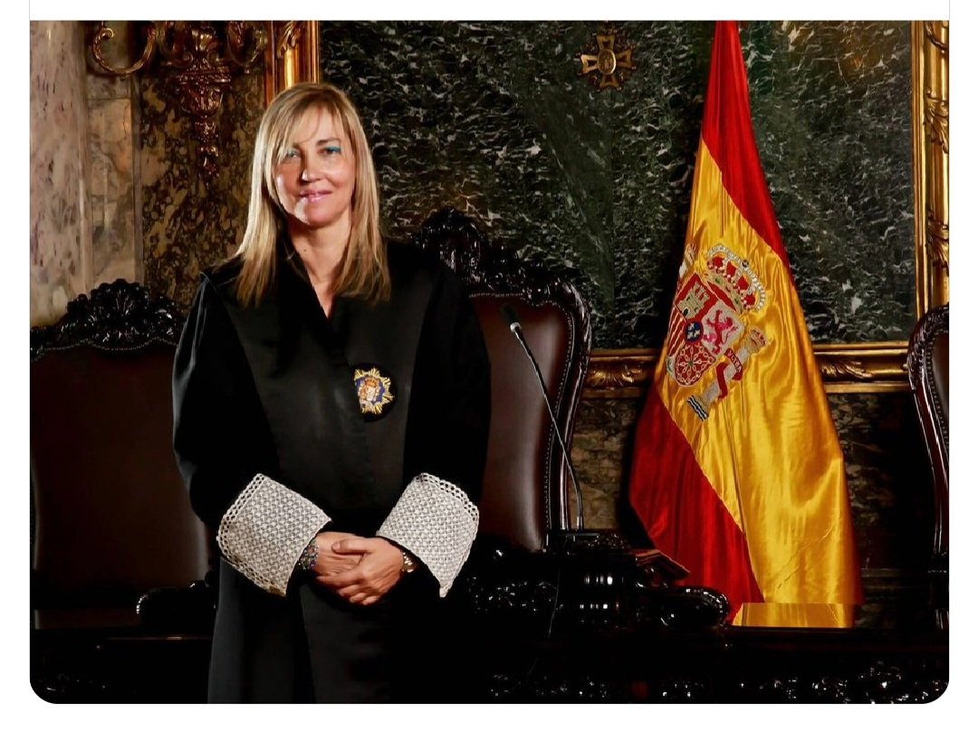 ManuelGmezHoyo1's tweet photo. Los documentos que prueban la CORRUPCION del matrimonio FEIJOO/CARDENAS se están haciendo públicos. Un verdadero escándalo. Y ni un solo juzgado en toda Galicia ha abierto diligencias. El @PoderJudicialEs tampoco. https://t.co/BNQ5IcIA1a