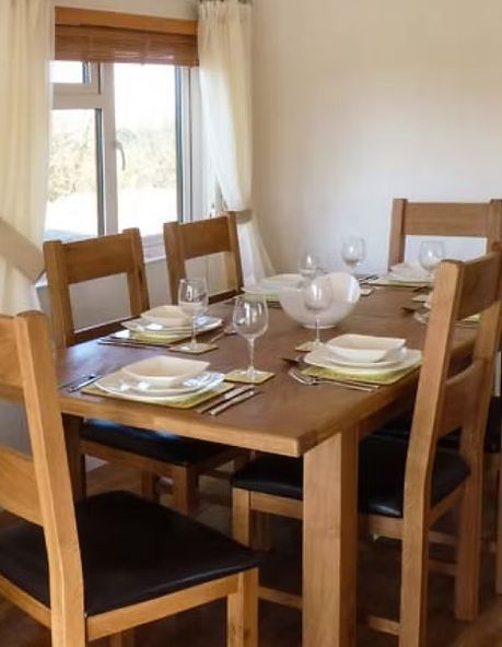 TheHolidayCots's tweet photo. New Orchard Farm Lodges, set on the edge of the village of Hewish. These luxurious self-catering lodges offer the perfect getaway , surrounded by a coarse fishing lake.
🛏️ Sleeps 1-6
https://t.co/gxFFPqTJ5Y
#NewOrchardFarmLodges #Hewish #WestonSuperMare #Nature https://t.co/j7fjE0Ljmu