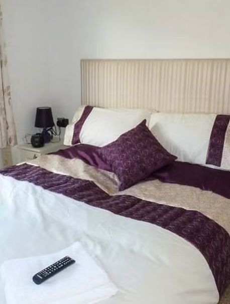 TheHolidayCots's tweet photo. New Orchard Farm Lodges, set on the edge of the village of Hewish. These luxurious self-catering lodges offer the perfect getaway , surrounded by a coarse fishing lake.
🛏️ Sleeps 1-6
https://t.co/gxFFPqTJ5Y
#NewOrchardFarmLodges #Hewish #WestonSuperMare #Nature https://t.co/j7fjE0Ljmu
