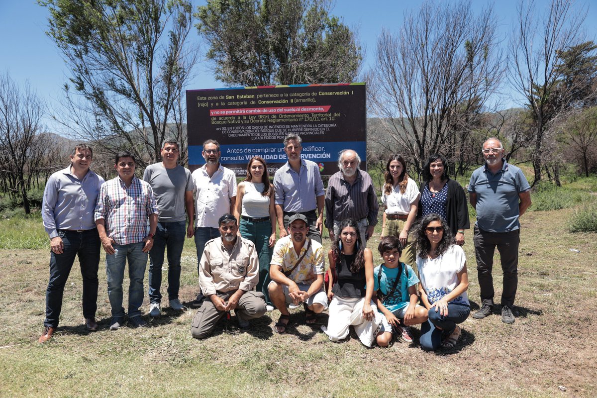Zonas de alta Conservación de bosque nativo 🙌

En San Esteban, afectada por los incendios de este año, colocamos carteles de señalización de zona de alta conservación de bosque nativo.