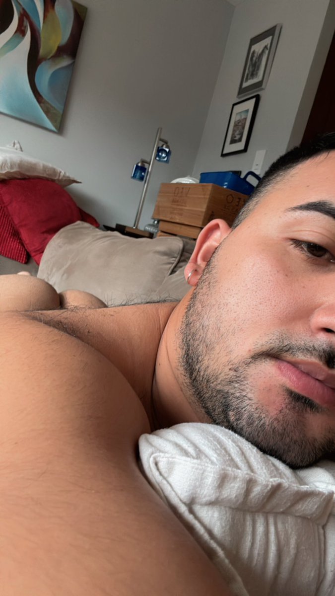 milerNj's tweet photo. Este clima está como pa estar acurrucados 🥵 RT y te mando un regalo https://t.co/iFq6i8QLwF