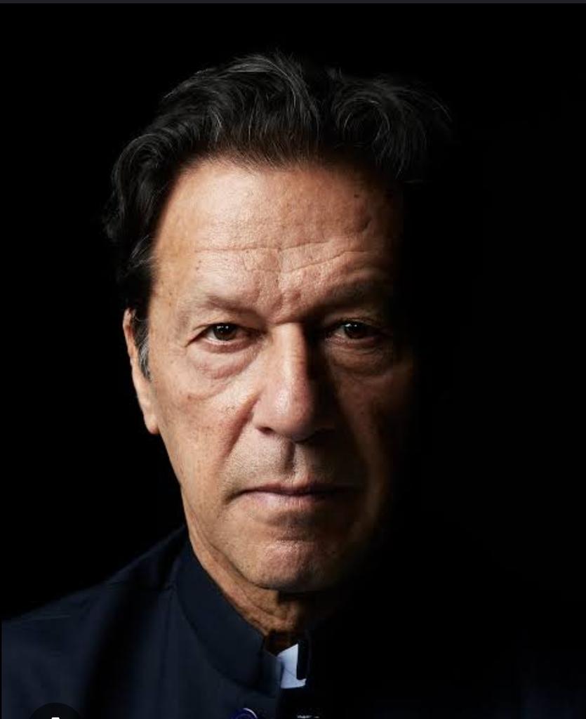 FaisalJavedKhan's tweet photo. Imran Khan: 
I will always stand with democracy, rights of the people, constitution, strong justice system and rule of law in the country. https://t.co/mfH8BP9P0n