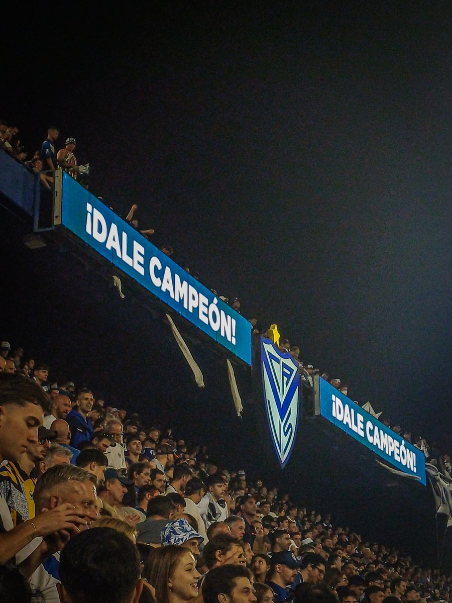 Fia_cavs's tweet photo. Vélez Campeón 2024💙

Gracias por esta alegría 🙌🏻

🏆17⭐️ https://t.co/J5YkkfAsIR