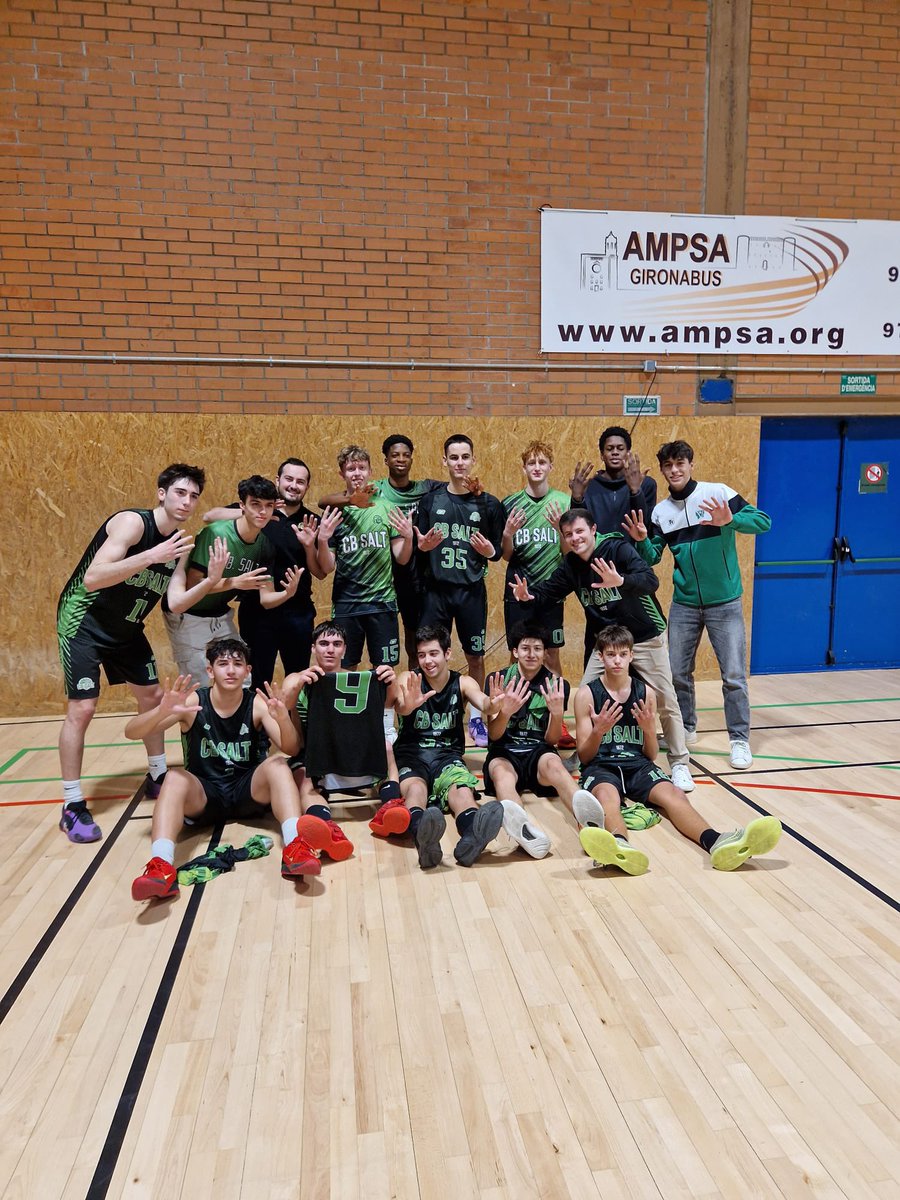 Molt orgullòs de l’esforç descomunal que han fet els meus jugadors aquest cap de setmana de doble jornada. Amb baixes importants sí, pero sense excuses i fent debutar a un Cadet Inter. D’aixo va al final, formar i donar oportunitats. Som-hi Salt! 💚🖤 <a href="/cbsalt/">Club Bàsquet Salt</a>