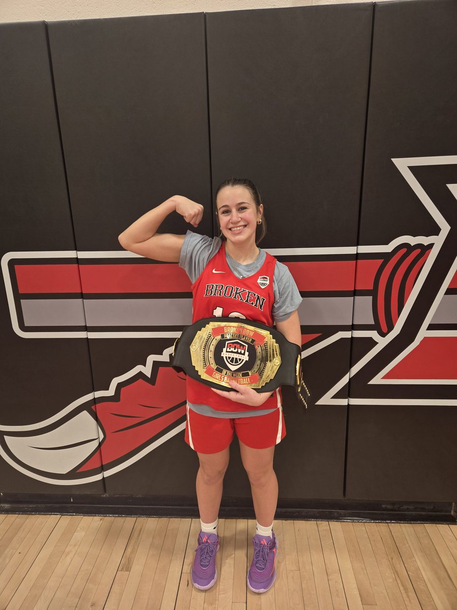 BOWGBB's tweet photo. Last week's practice player of the Week is Gaby Staples!  She wss nomknated by Halle Q. She had this to say about Gaby. " Gaby is a hard worker, she is always encouraging us in practice, and holds us accountable! She is a great leader with on and off the court" Congrats Gaby!! https://t.co/zzqQfCcWmx