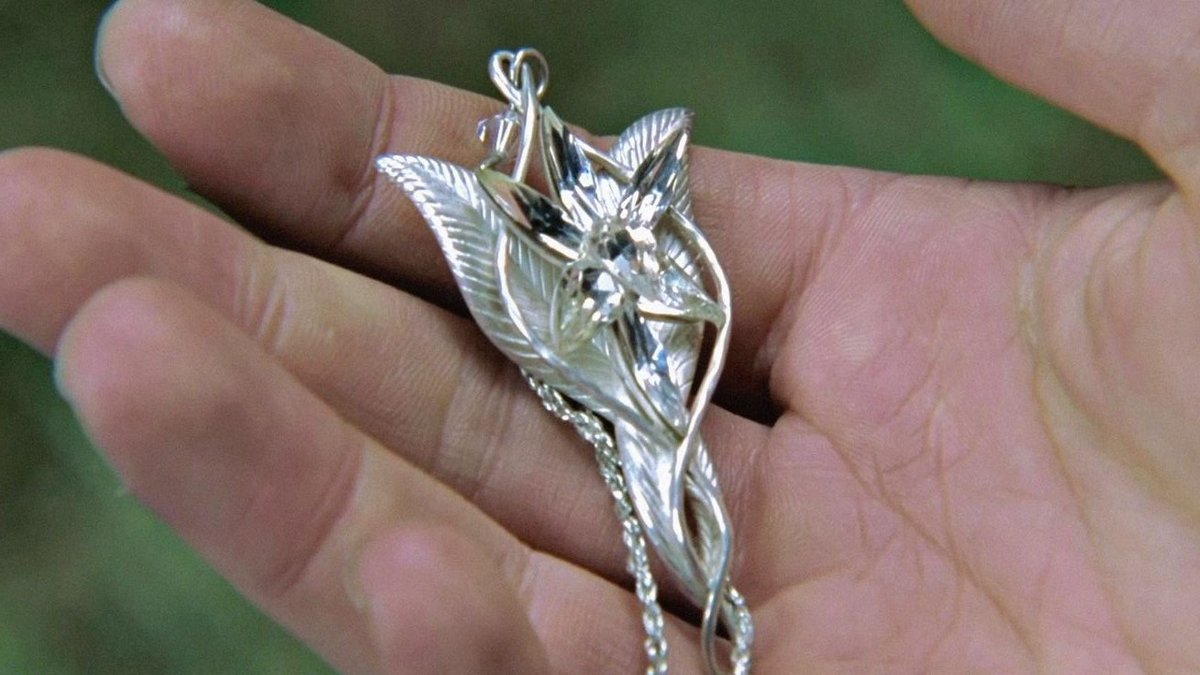 Pendant of Arwen
