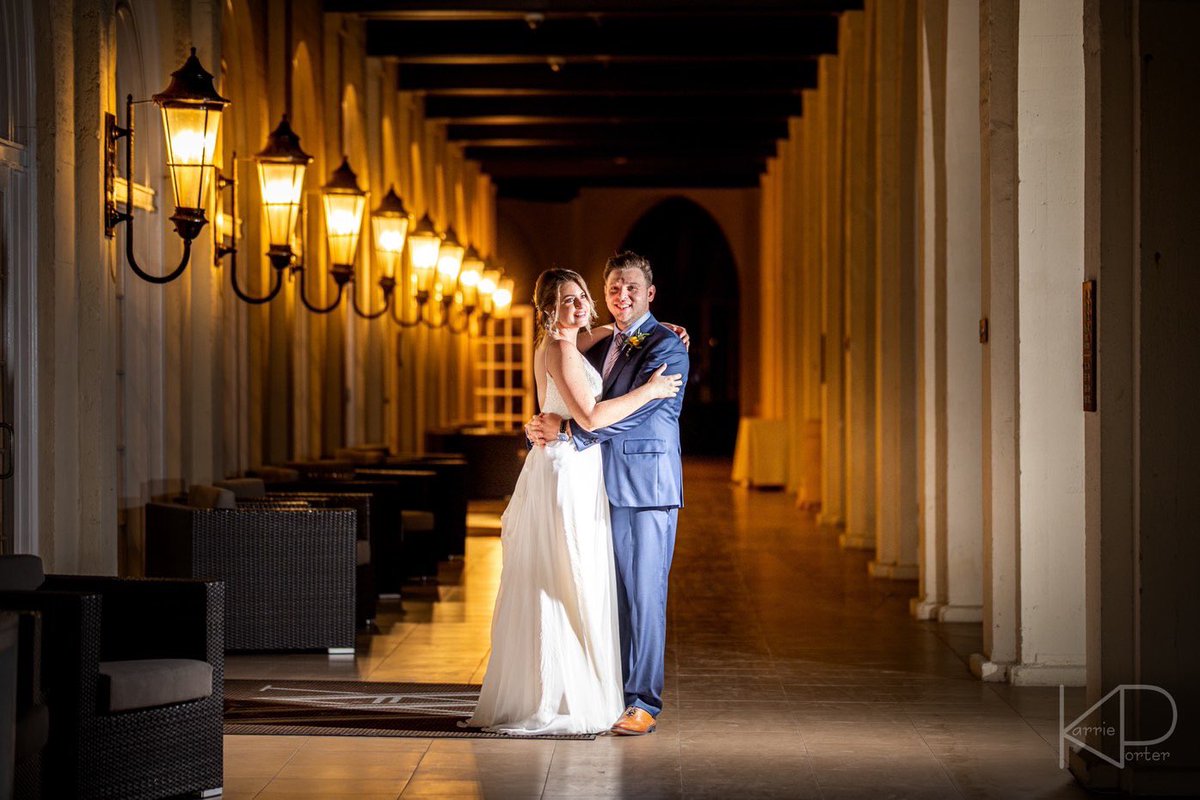 KPorterPhotog's tweet photo. Daylight, schmaylight. Photographers like myself that specialize in “OCF” (off-camera flash) don’t rely on the sun to be the reason we can’t get the shot. The auxiliary lighting allows the glow of string lights, detail in background, and dramatic backlight. #keywestphotographer https://t.co/KGbuOjc2LA