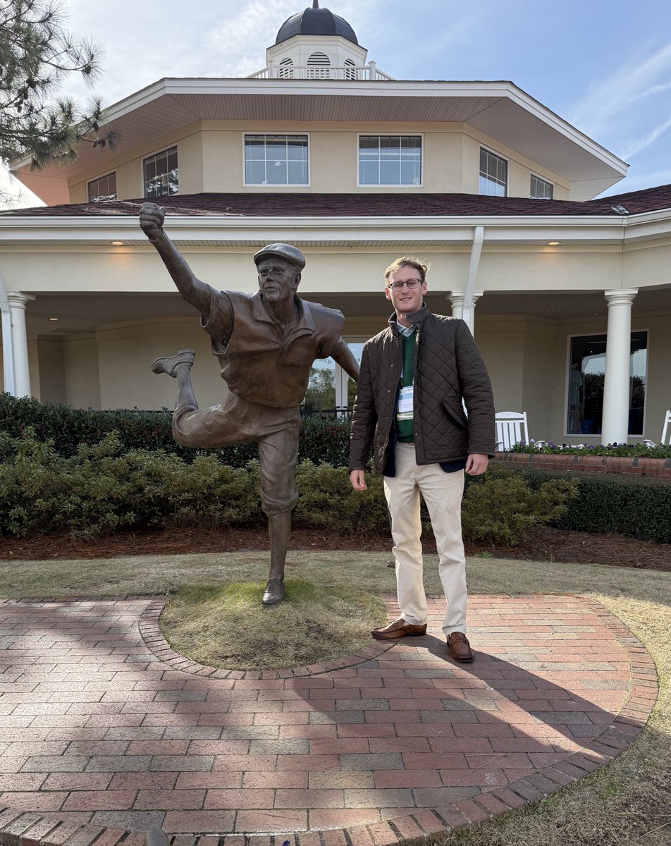 ParkerBTurf's tweet photo. 2024 Greenstart Academy  - what an experience. Thank you to the mentors for offering their wisdom to this year’s class. And many thanks to the sponsors that make Greenstart the respected institution that is. @JohnDeere @RainBirdGolf @EnvuGolfUS https://t.co/9TgbRPOWXi