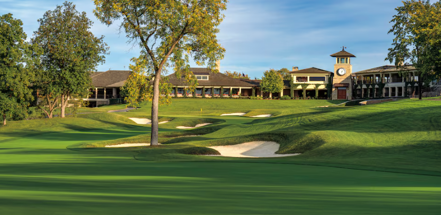 TheWexMedRctr's tweet photo. Working at Wexner 
🌆 Columbus Discovered: Adventures Await! 🌆

🏌️‍♂️ Tee off at Muirfield Village Golf Club—a golfer’s dream &amp; Memorial Tournament host! 

🌟 Explore Columbus for world-class recreation right in your backyard. 🏌️‍♀️⛳

#WhyWorkWexner #ColumbusGolf #LifeInColumbus https://t.co/5mORWE3ERS