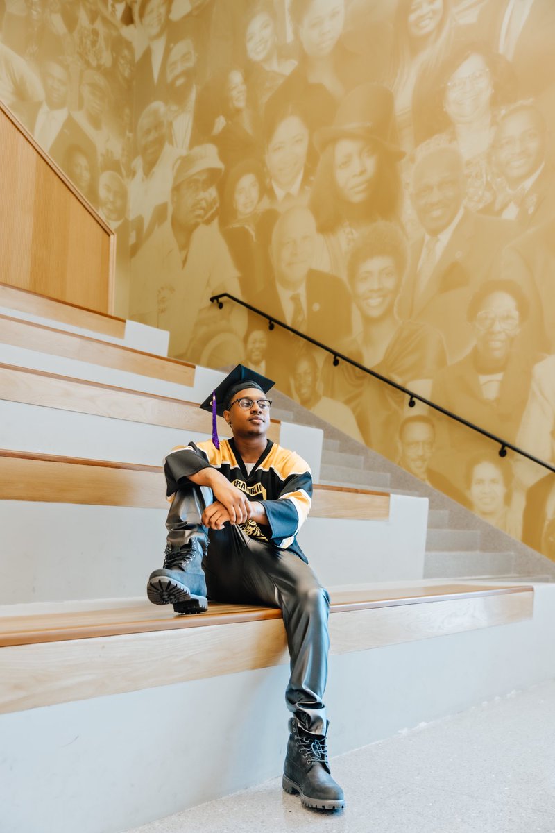 TGatsonn's tweet photo. Be strong and courageous; do not be frightened and do not be dismayed, for the Lord your God is with you wherever you go.”  Joshua 1:9

I love My HBCU…GramFam for Life but for now, BIGGAT signing out! 🖤💛♥️
#HBCUGrad🏁 https://t.co/IiOk81cBXr