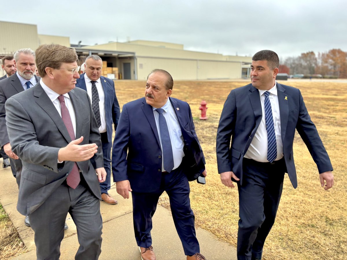 A massive win for Mississippi’s economy and America’s national security.🇺🇸

Stark Aerospace is investing $21.6 million and creating 96 jobs to produce missile canisters in Columbus. Their contract with the US Navy could exceed $300 million.

Mississippi is keeping Americans safe!