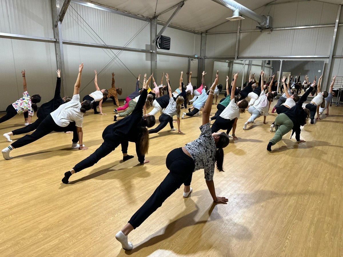 villepoissy's tweet photo. #CMPoissy Versement d’avances sur subventions à 19 associations ainsi qu’au Centre Communal d’Action Sociale de Poissy, à la régie du Conservatoire et à celle du Théâtre. https://t.co/xxGxnhZbMG