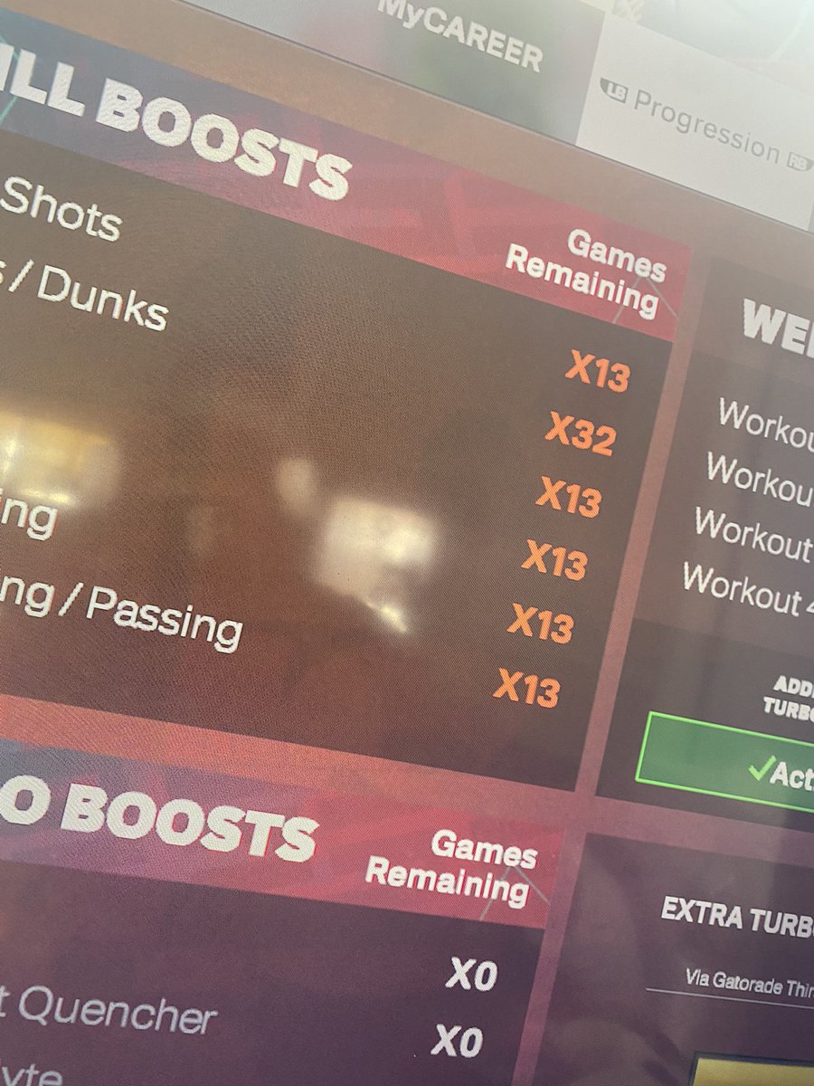 InsaneAF13's tweet image. Fuck it. Might as well keep reaching 😂 #TheWriter