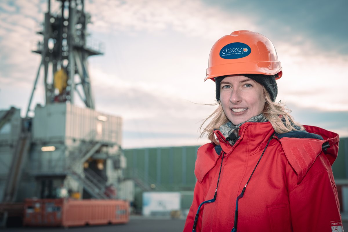 WienEnergie's tweet photo. Danke dem Team von #deeep - dem Jointventure der @omv und @WienEnergie!
Viel Erfolg 💪 https://t.co/nlkJuli21T