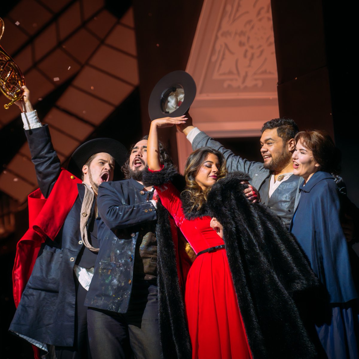 rbo_org's tweet photo. Experience opera at its most heartrending 💕
The Royal Opera's classic production of La bohème is back with greater passion than ever.
https://t.co/eVJzepAT6M
📷 Photos by Mihaela Bodlovic
#TheRoyalOpera #Puccini #LaBoheme https://t.co/qdx1PQUK7w