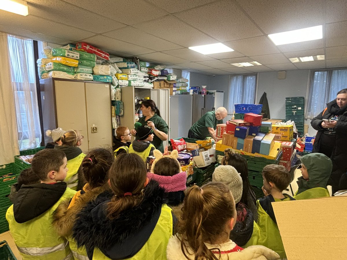 P2 had a great day today visiting <a href="/MidlothianFood/">Midlothian Foodbank</a> to drop off their donations. A big thank you to everyone who has helped make our community project such a big success! Remember you can continue to donate at the drop off points in Tesco, Morrisons and Sainsbury’s
