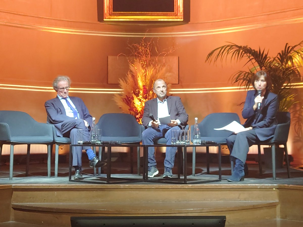 IndustrieFrance's tweet photo. Intervention de synthèse : Pascal Charriau, président de @Enerdata

Mot de clôture par @oliviermousson, président de @IndustrieFrance https://t.co/5HqBPsFR1r