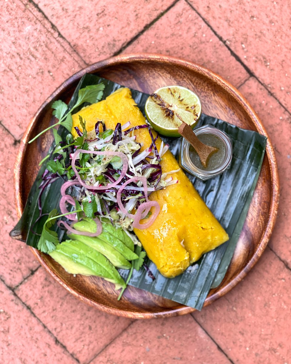 tis the season for TAMALES NAVIDEÑOS! 🫔🎄✨

You’ve got 2 chances to enjoy them this season:

🔸 book a Holiday Luncheon reservation (this Tues-Thurs)

🔸 order them by the 4-pack (frozen; same-day), or the 10-pack (hot &amp; ready, with 72 hours notice): linktr.ee/theroyaldc