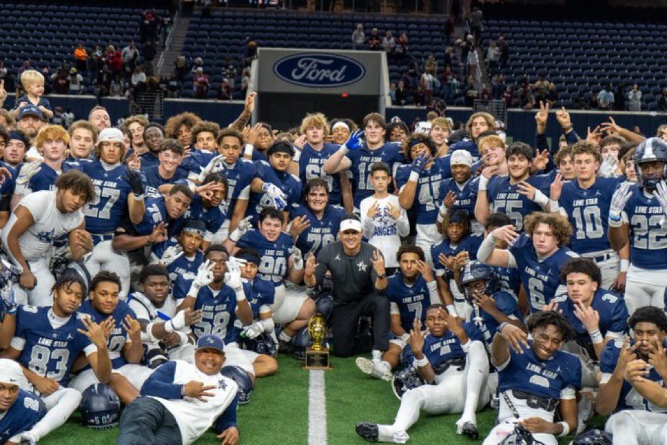 Ryder Mix (@ryder_mix) on Twitter photo Junior Season Highlights ‼️
1st Team All District
446 Receiving Yards
6 TD
26 Receptions
2 Games missed
<a href="/CoachJRayburn/">Jeff Rayburn</a> <a href="/drkharp/">Kelly Withee Harper</a> <a href="/LSHS_FBRecruits/">Lone Star HS Football Recruiting</a> <a href="/Brett_Gilchrist/">Brett Gilchrist</a>
hudl.com/athlete/178728… Junior Season Highlights ‼️
1st Team All District
446 Receiving Yards
6 TD
26 Receptions
2 Games missed
<a href="/CoachJRayburn/">Jeff Rayburn</a> <a href="/drkharp/">Kelly Withee Harper</a> <a href="/LSHS_FBRecruits/">Lone Star HS Football Recruiting</a> <a href="/Brett_Gilchrist/">Brett Gilchrist</a>
hudl.com/athlete/178728…