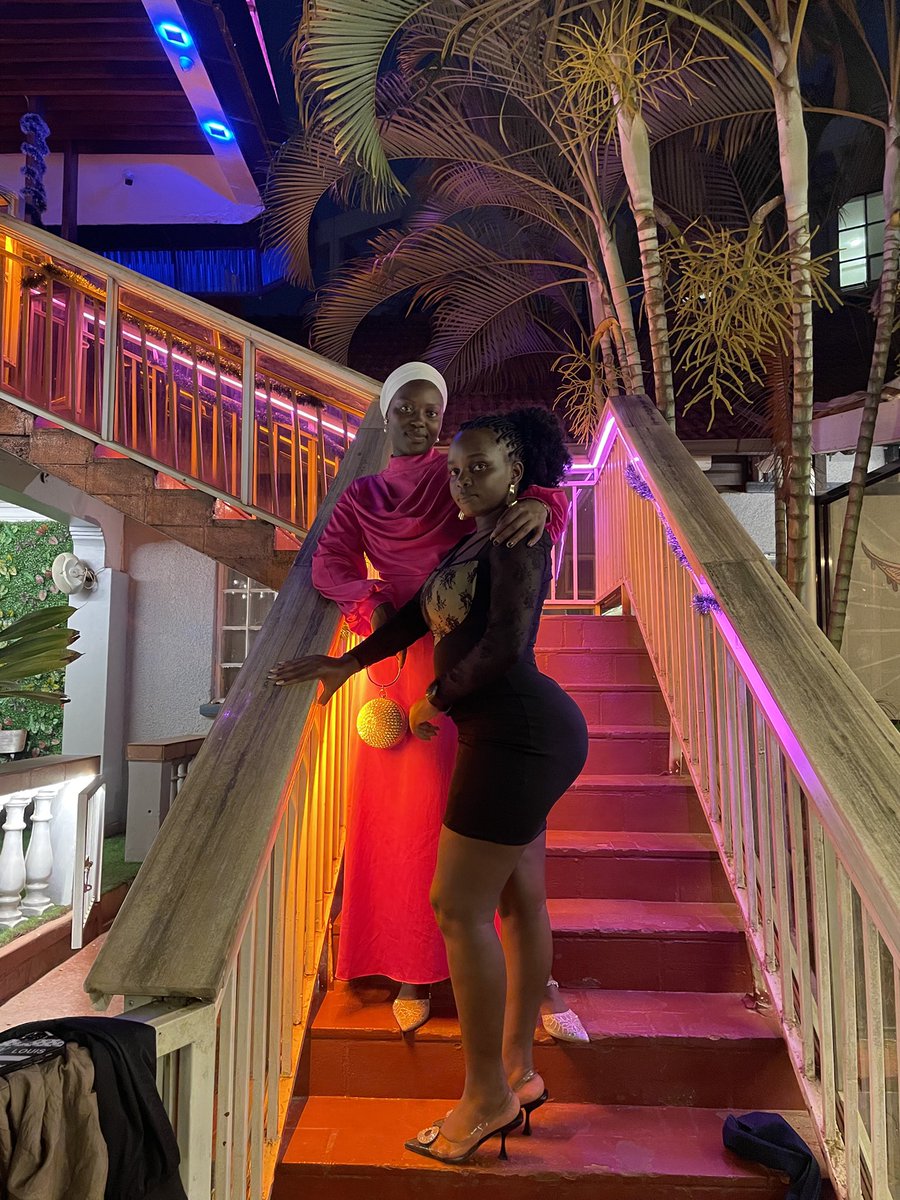 SFraneva's tweet image. Let’s raise a toss to this Moslem girl that has been with me since 2015🥹❤️
I love you girl🥳❤️