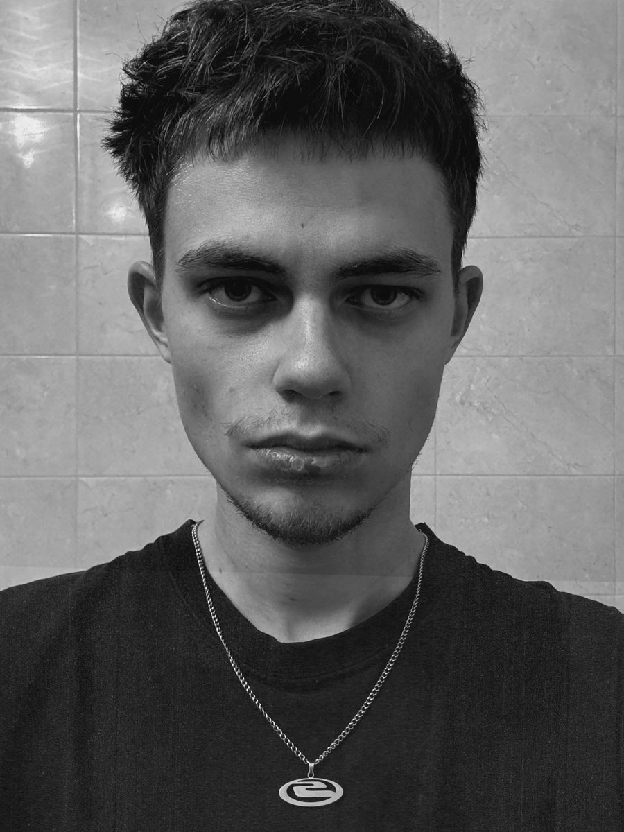 brngv (@boyfromru2002) on Twitter photo 