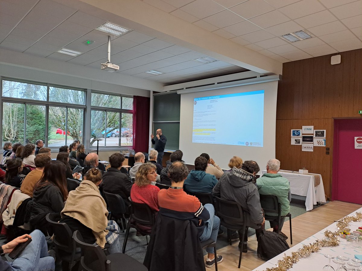 UtinamInstitut's tweet photo. Dernière assemblée générale de @UtinamInstitut pour 2024. Des présentations des services de valorisation suivies d'un moment festif. https://t.co/O05Do5HPGn