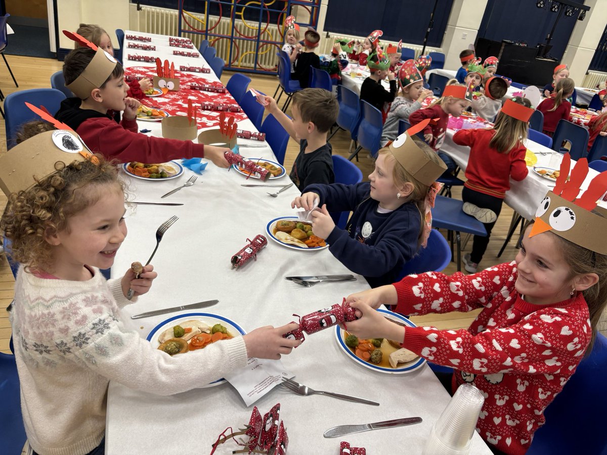 Mrs Mace tweet media