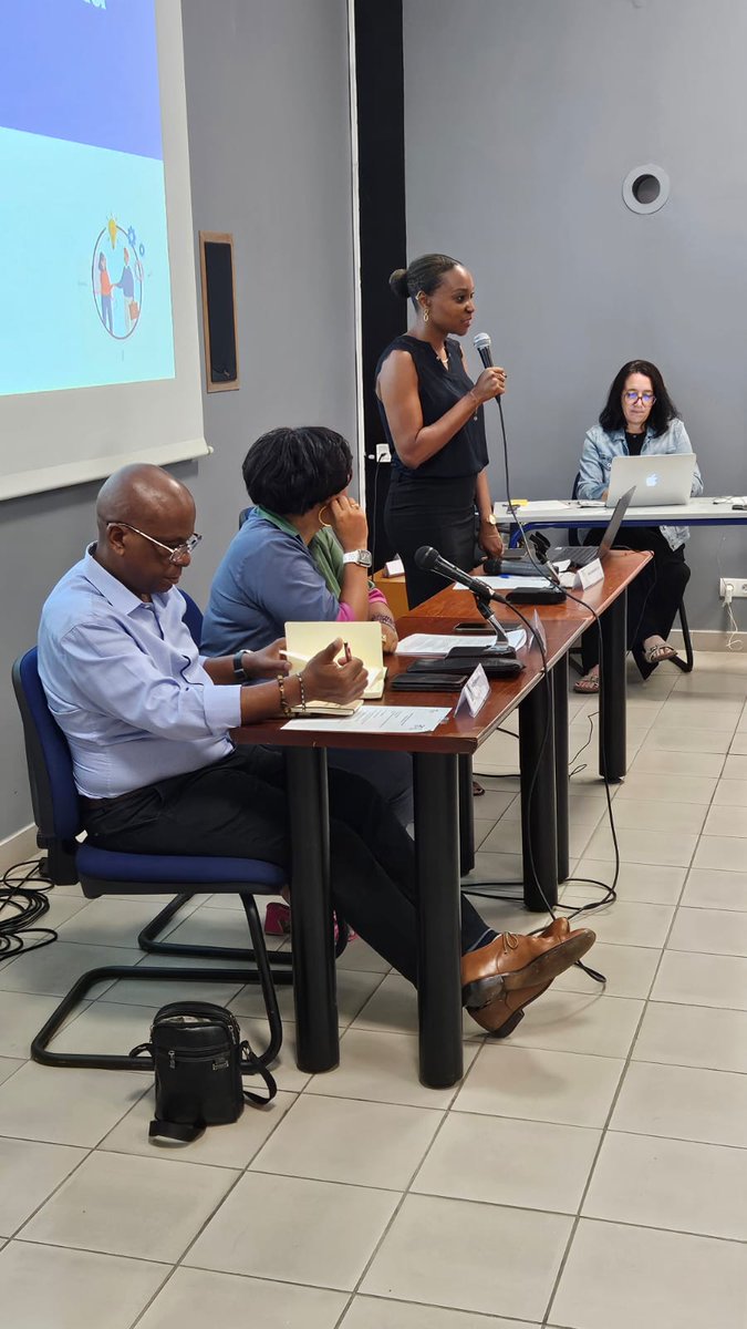 ArsMartinique's tweet photo. 🌟 #CLSI: Diagnostic Participatif
Le 11/12, l'ARS a présenté les résultats du diagnostic territorial à Saint-Pierre. Ce diagnostic vise à améliorer la santé des 8 communes du Nord-Caraïbe. Ensemble, construisons un avenir en meilleure santé pour tous ! 🌿💪🏾 https://t.co/7EOnXtpP6J