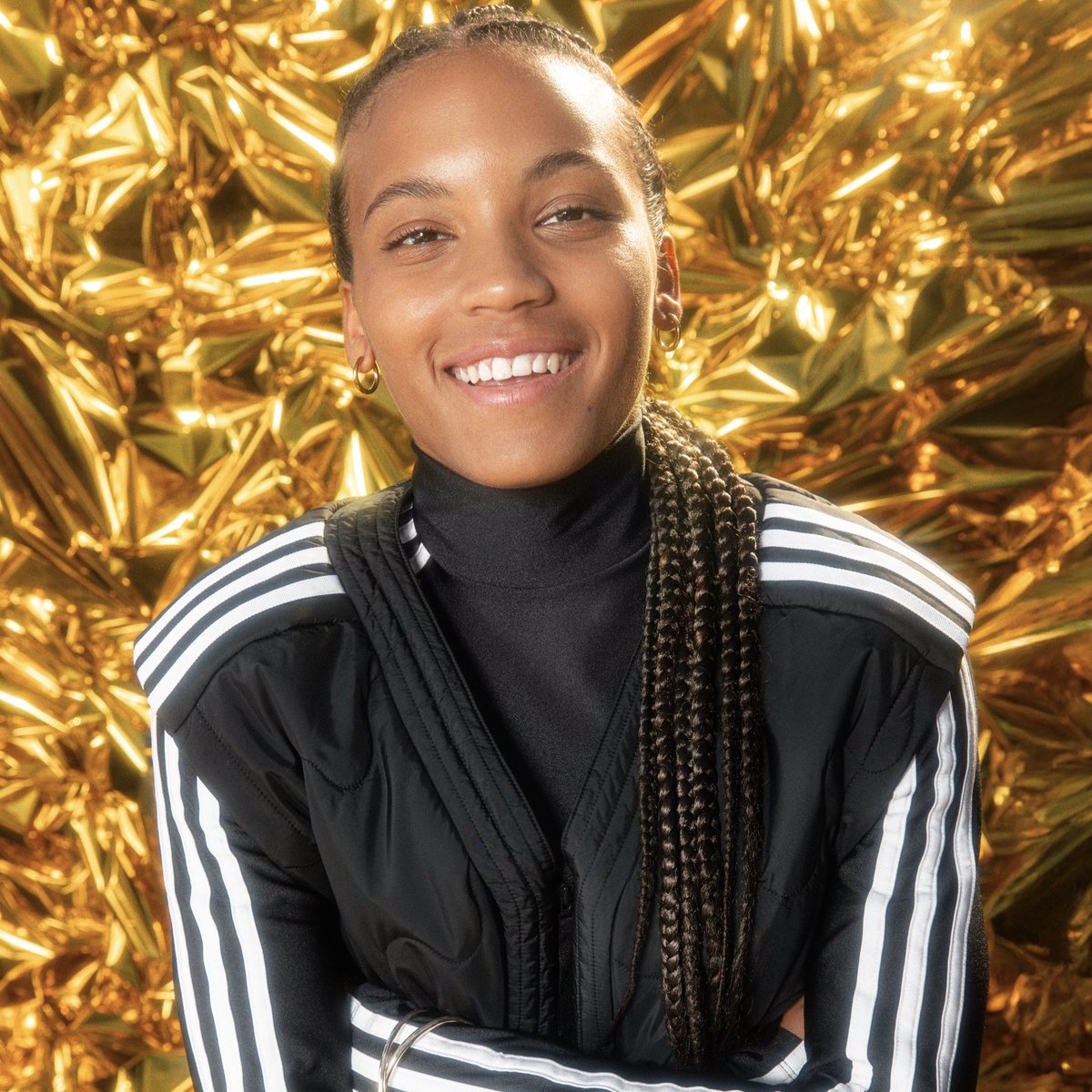 adidasfootball's tweet photo. her time is now 💛
es su momento 💛 https://t.co/A6Xs5vsAWt