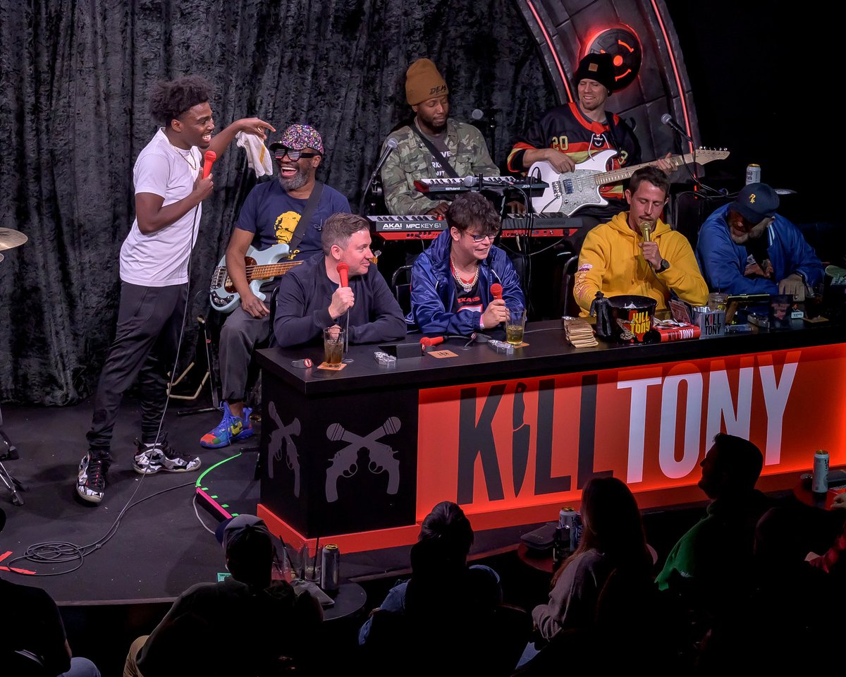 TONIGHT ON <a href="/KILLTONY/">#KILLTONY</a> 😁☝️