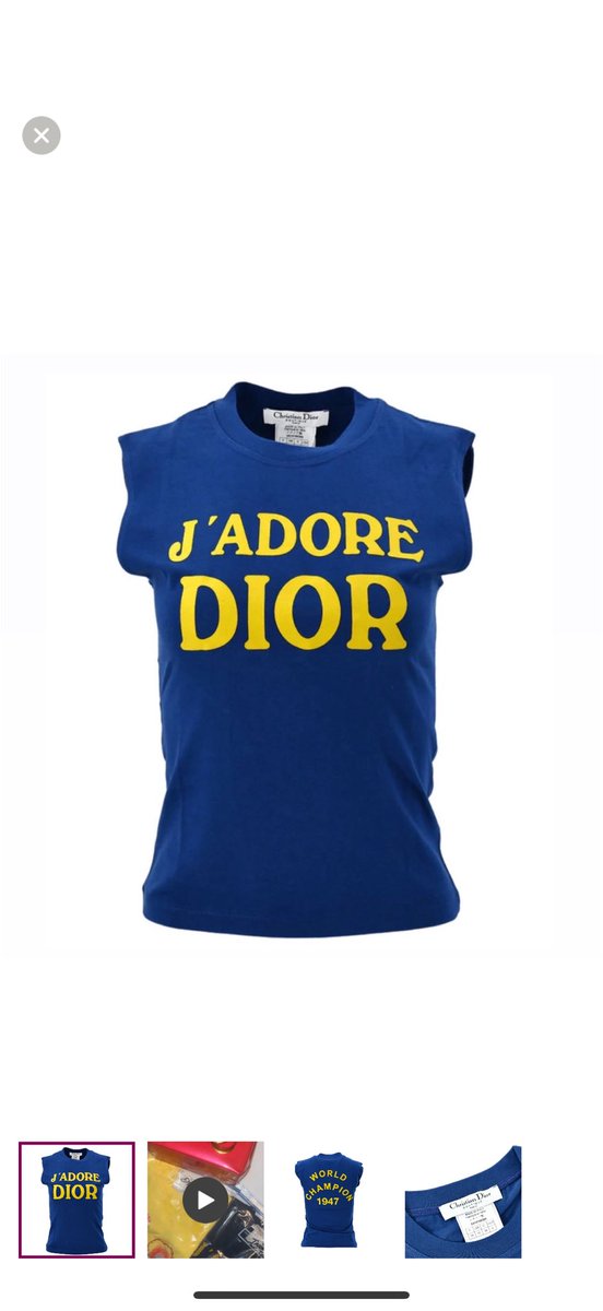 dumbandfunn's tweet photo. Lucy Liu wearing the iconic “J’Adore Dior” tshirt while meeting Samantha for drinks https://t.co/Vy7RgSaqJq