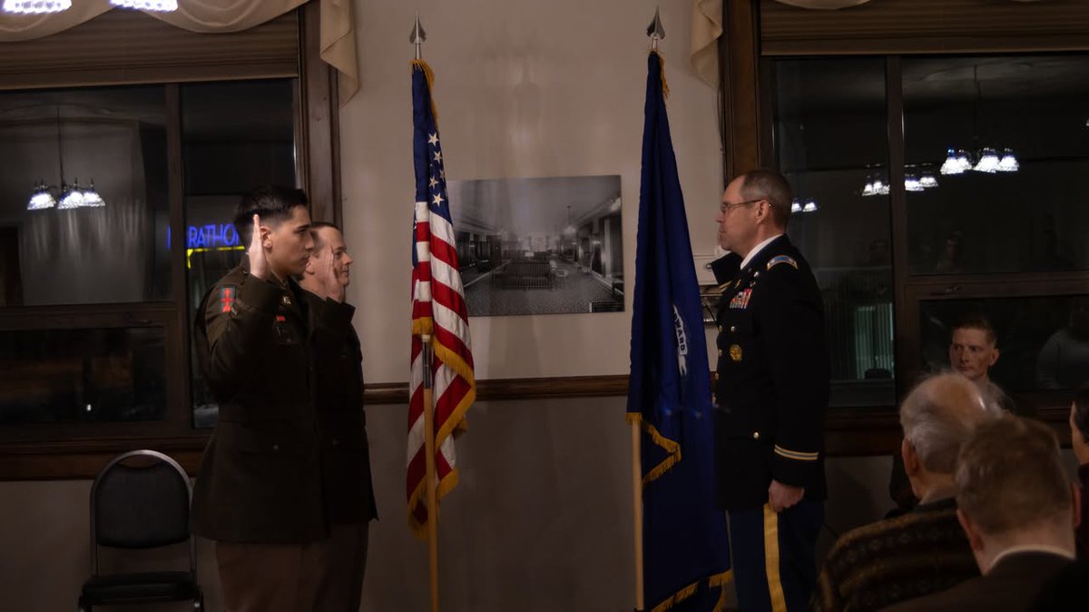 UWSPROTC's tweet photo. Congrats to Ian Niles and Jonathan Taylor as they were commissioned as second lieutenants during a ceremony at the Wausau Elks Club on Dec. 13. #UWSP https://t.co/gDVgvKqrzy https://t.co/HeuzEvE4oO
