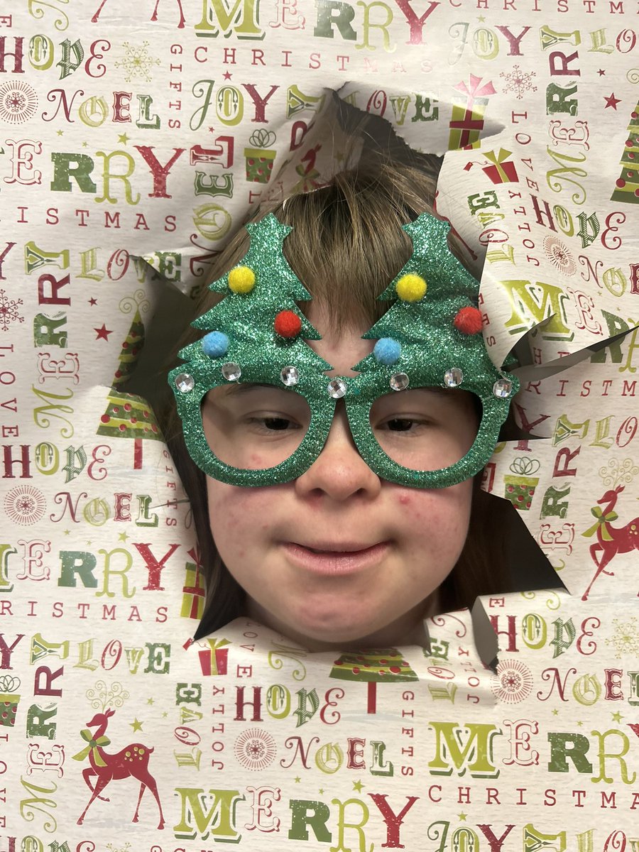 Getting into the holiday spirit! 🎄🎅🏼