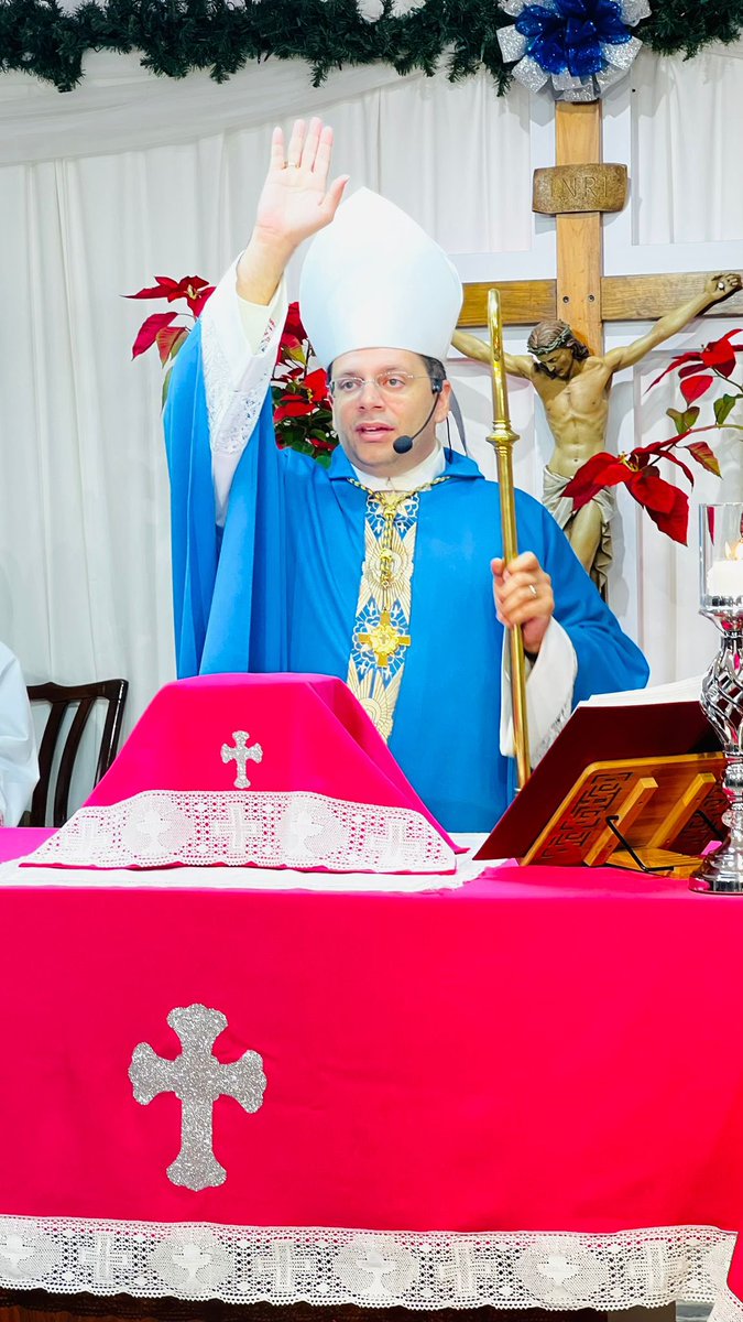 ilmisionera's tweet photo. Imágenes de la Eucaristía(Culto, Servicio) de Clausura de la Asamblea General de nuestra Iglesia.  #PuertoRico #estadosunidos #republicadominicana #colombia https://t.co/H6abg6HK9j