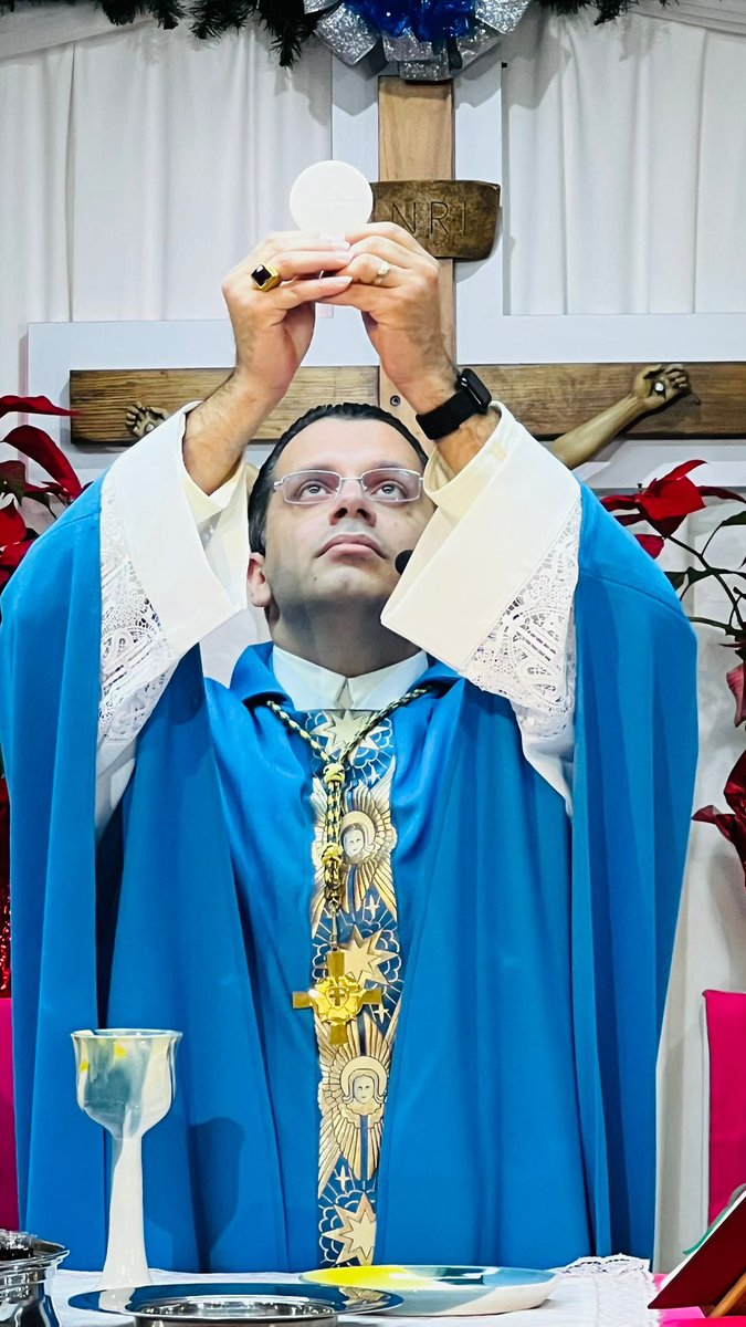 ilmisionera's tweet photo. Imágenes de la Eucaristía(Culto, Servicio) de Clausura de la Asamblea General de nuestra Iglesia.  #PuertoRico #estadosunidos #republicadominicana #colombia https://t.co/H6abg6HK9j