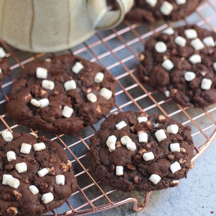 SERENITEACAFE_'s tweet photo. ⎯⎯   ୨ order delivered ! ୧ ⎯⎯

to : @quinnlinny
from : ur oomfie <3 [@fawnsdollie] !!

💌 : (placed in replies!)

📦 : delphinium, hot chocolate cookies, strawberry lemonade https://t.co/oitnug4a63