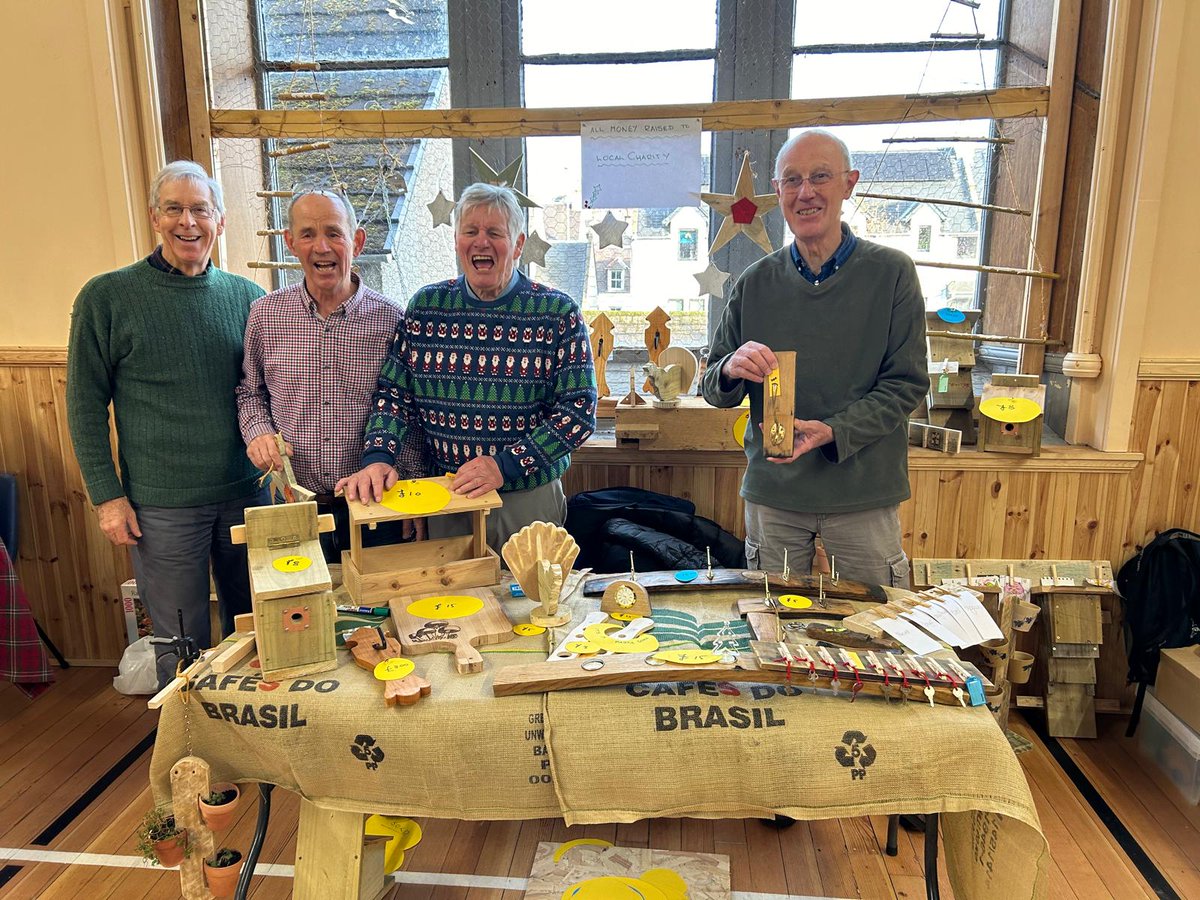 speyshed's tweet photo. Speyshed at Grantown Does Christmas 2024 yearly Art and Craft Fair raising funds for a local charity—and third place for our Christmas tree competition entry.
#communityshed #smsa #grantown #cairngorms https://t.co/PgmNbKVXGE