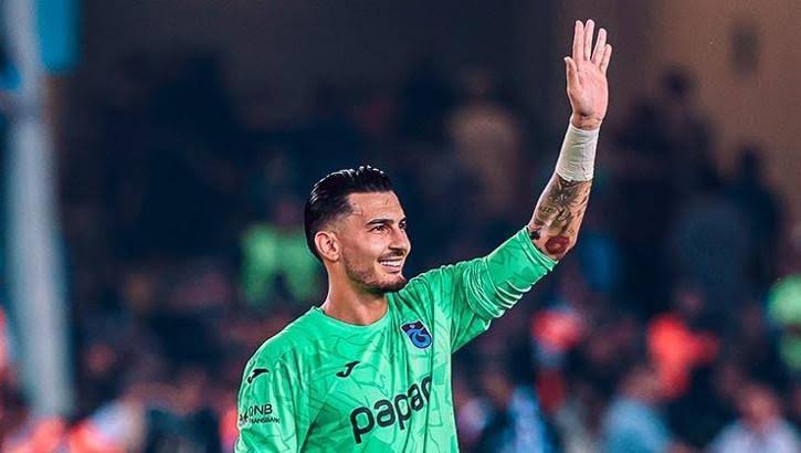 wakabayashi...
acilen gs'mize almak gerek