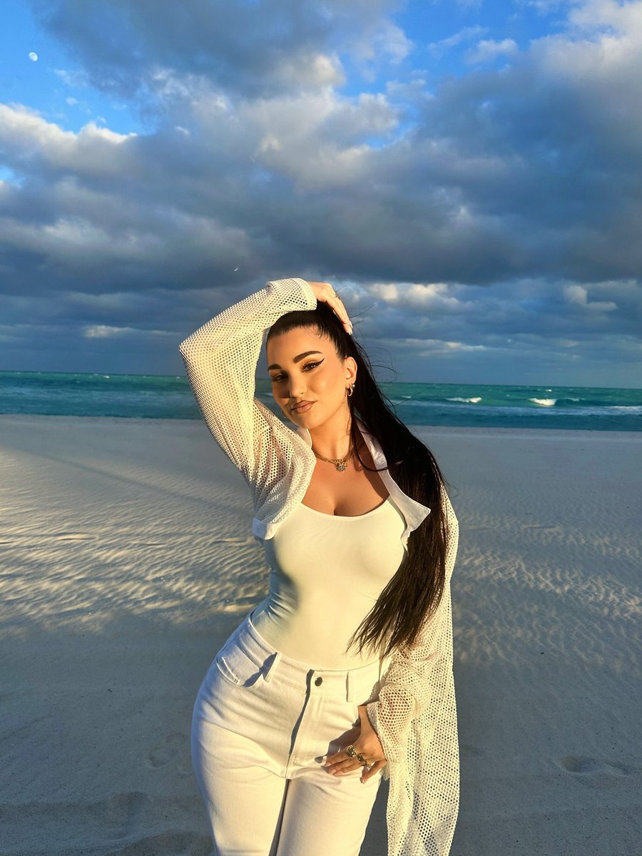 IAmENISA's tweet photo. A la playa 🏝️ https://t.co/9YqIihOhn8