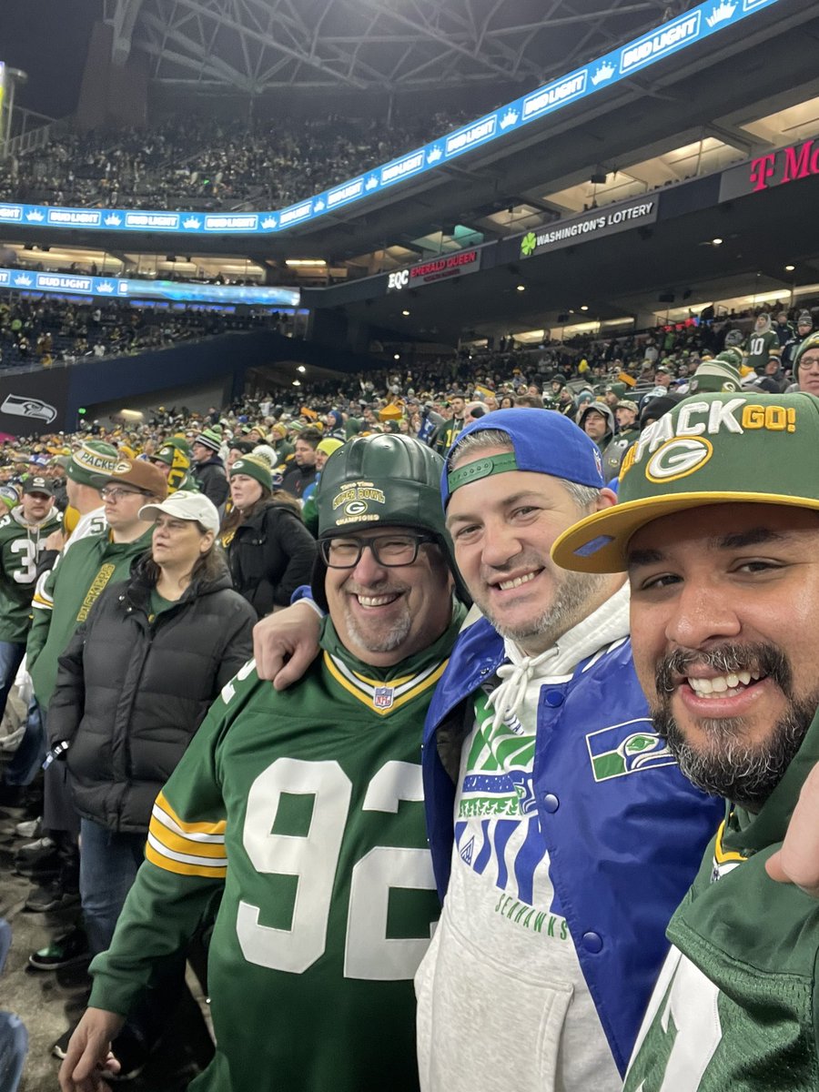 jam_mc83's tweet photo. @mckinney15__ Yes we did!!!GPG!!! https://t.co/KwUD3JpN2s
