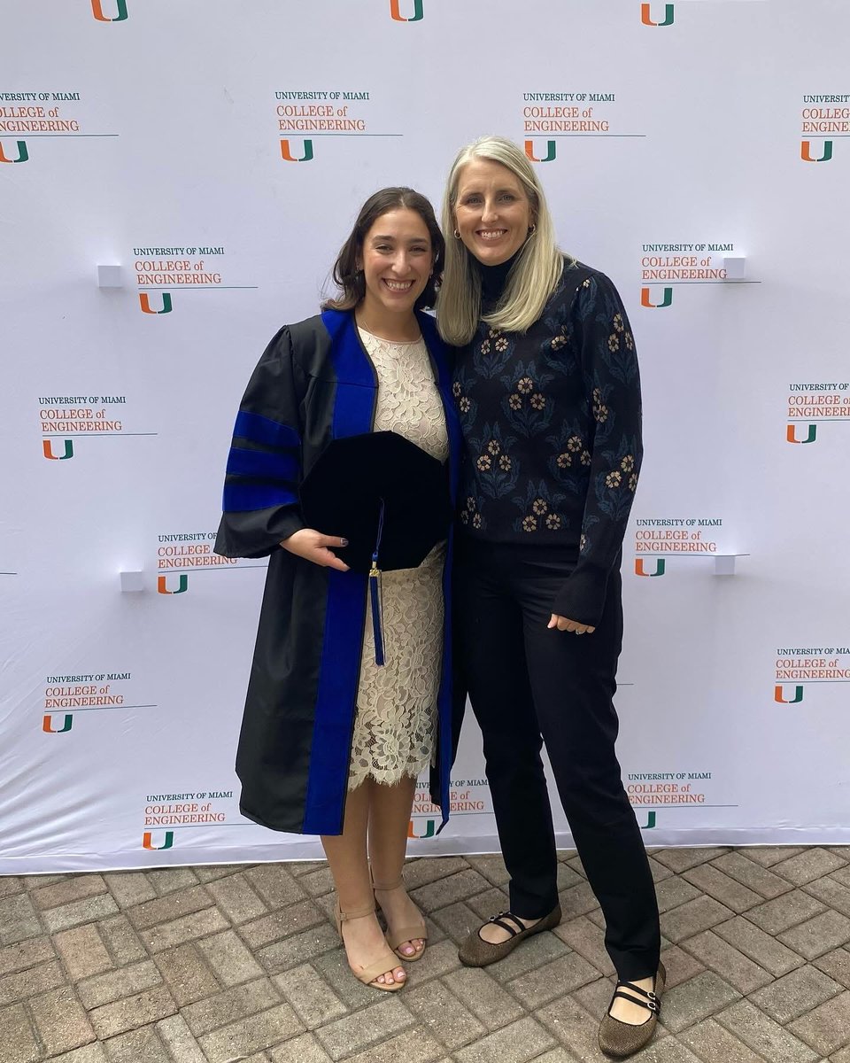 Biomech_UM's tweet photo. Congratulations, Dr. Schwartz! 🎓

Gabi participated in the doctoral hooding ceremony at the 2024 graduate commencement, accompanied by Dr. Jackson. Thank you for your dedication and friendship—we will truly miss having you around! https://t.co/g43OB6U8UC