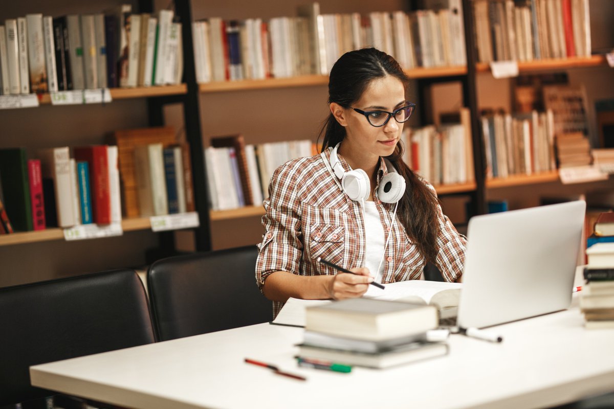 GlasgowCS's tweet photo. Announcing the new Nokia Bell Labs Women's Scholarship.  Applications are open for a fully funded PhD opportunity to study with the School starting in 2025. Full details on eligibility and how to apply at: https://t.co/Gi3RLDm0ys
@NokiaBellLabs @boolofsson @MKhamisHCI @raswak https://t.co/TSYZw5fHAU