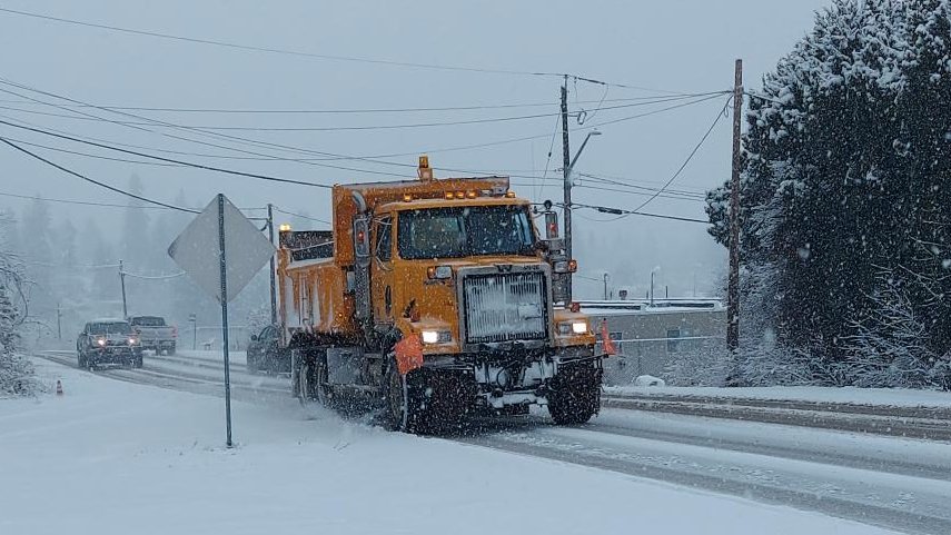 And we're back! With todays wintery weather, crews are plowing and sanding <a href="/WestKelownaCity/">City of West Kelowna</a> streets! Drive safe our there by reducing speeds, maintaining safe distance and turning those lights on! #winter #plowtruck #westkelowna #snowday