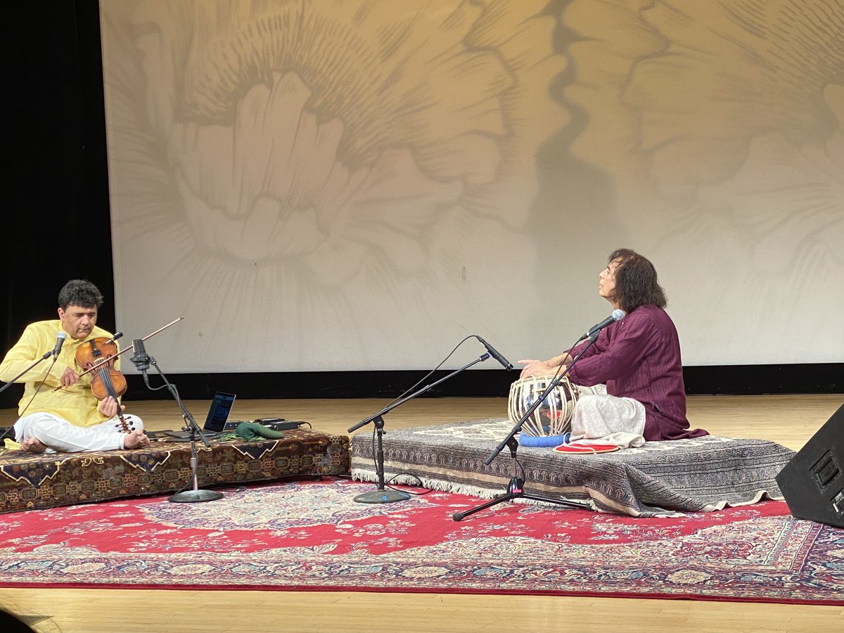 AsiaSociety's tweet photo. We are very saddened to hear of the passing of Indian tabla legend #ZakirHussain, known as one of the greatest tabla players of all time. A pioneer of the world music movement, he brought classical Indian music to global audiences, and collaborated with diverse musicians from George Harrison, to Ravi Shankar, to Yo-Yo Ma and many others. In 2021 during the pandemic, he performed a live-streamed concert at @AsiaSocietyNY with virtuoso violinist Ganesh Rajagopalan, held in partnership with World Music Institute.